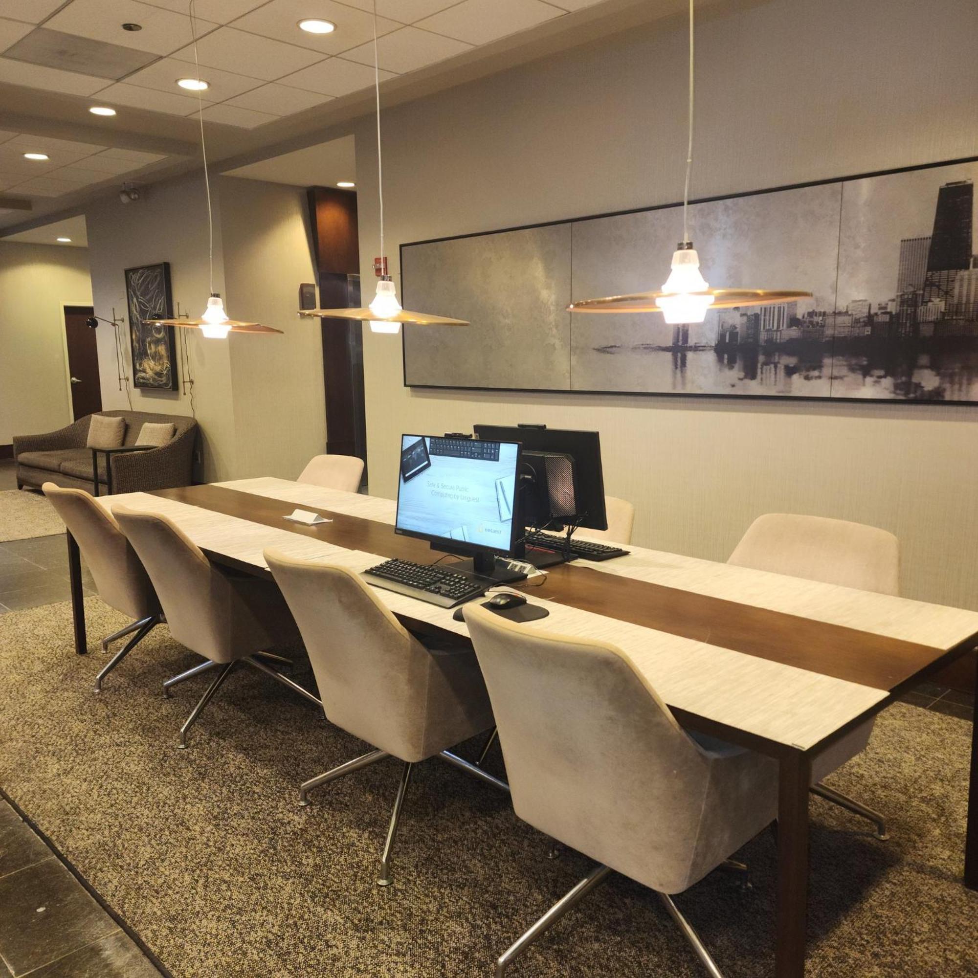Crowne Plaza - Chicago West Loop By Ihg Hotel Exterior photo