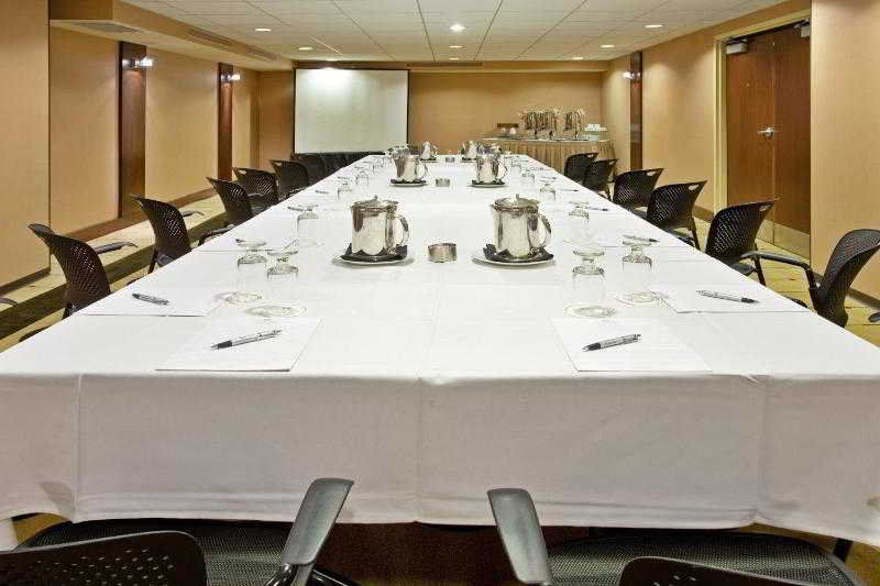 Crowne Plaza - Chicago West Loop By Ihg Hotel Exterior photo